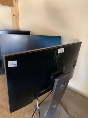 Ecran Full HD (hp&dell) 24,23,22 pouces image 4