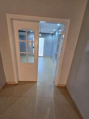 Appartement F4 à louer à Yoff image 5