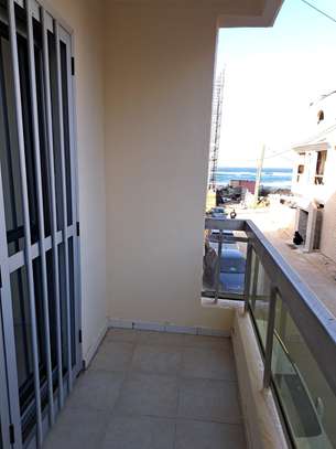 STUDIO MEUBLE A LOUER A NGOR MARINA BAY image 11