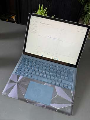 Surface laptop 3 i7 10th / 16gb ram image 9