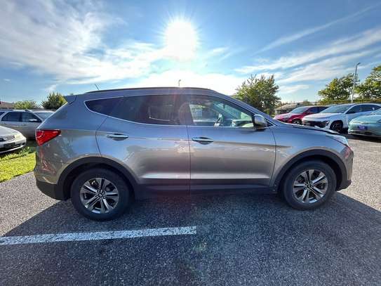 Hyundai Santafe 2016 image 11
