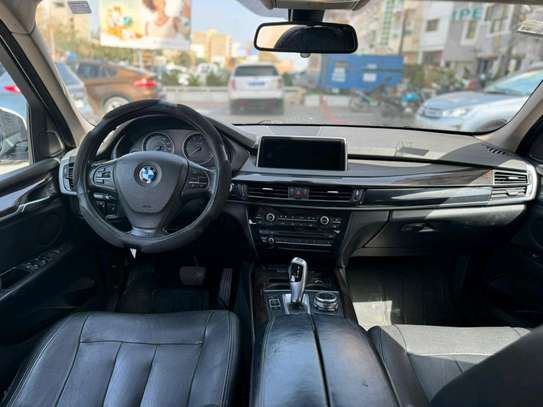BMW X5  2015 image 9