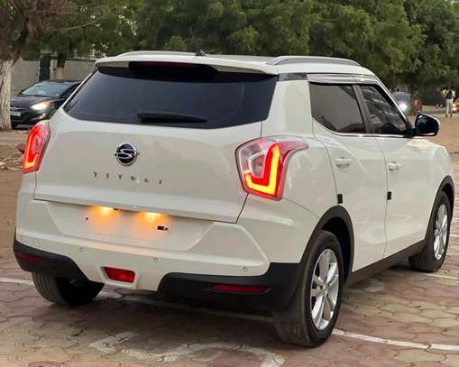 Ssangyong tivoli  2016 image 6