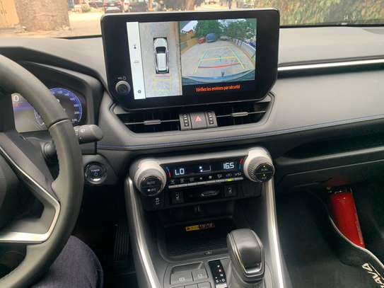 Toyota rave 4 2024 image 3