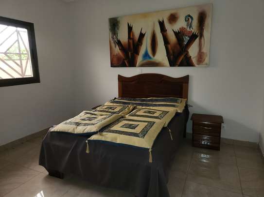 Villa à louer à Sangalkam image 11