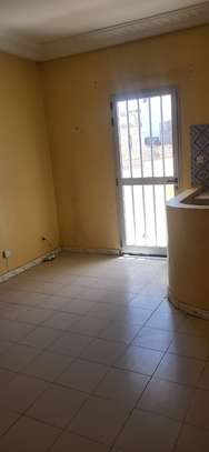 Studio a louer  Rufisque  cité Sipres image 2