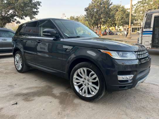 RANGE ROVER SPORT image 6