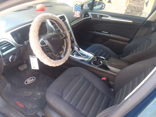 Ford fusion image 4
