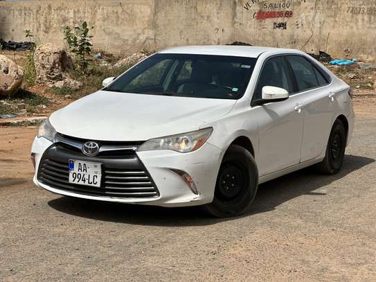 TOYOTA CAMRY LE 2017 image 2