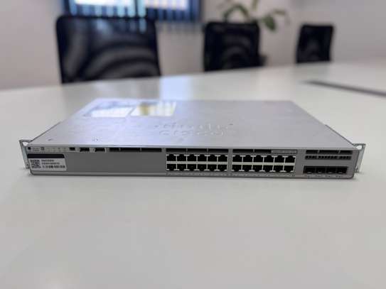 Switch Cisco Catalyst C9200L 24P 4X PoE+ – 24 ports image 3