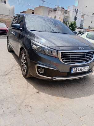Location kia carnaval 9 places image 7