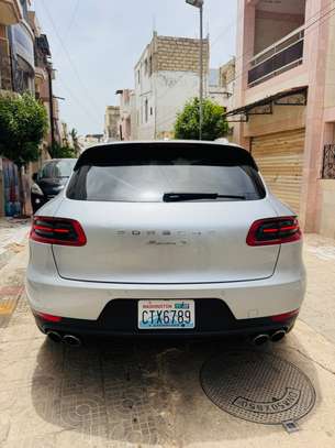Porsche Macan S 2018 image 3