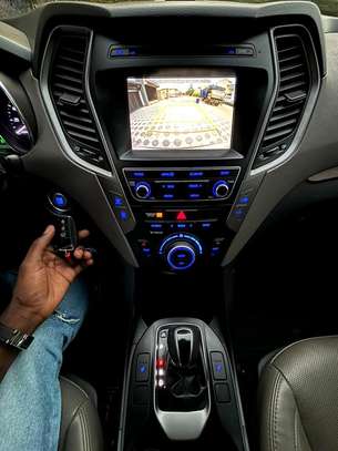 Hyundai Santafe 2018 image 3