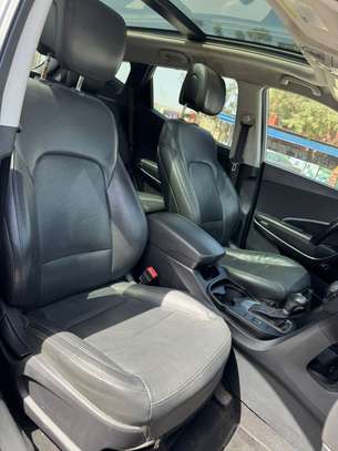 Hyundai santa fe image 10