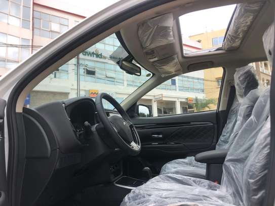 Mitsubishi Outlander 2022 image 8