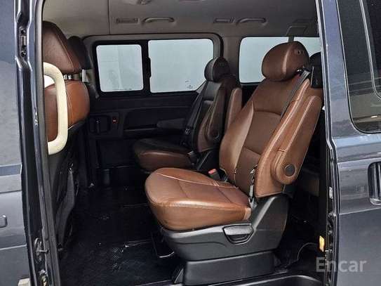 Hyundai Starex 9 places VIP 2019 Exclusive image 3
