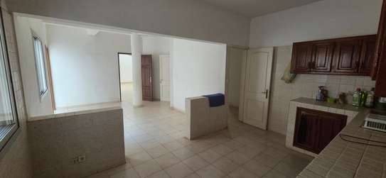 Vente Villa Cité Biagui /Produit atypique à gros potentiel. image 13