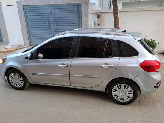 RENAULT CLIO 3 DIESEL 2012 image 8