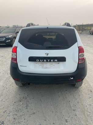 Renault Duster image 2