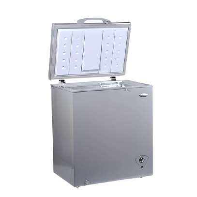 CONGÉLATEUR HAIER 250LITRES SILVER HORIZONTAL image 1