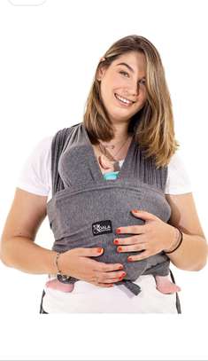 Écharpe de portage bébé image 1