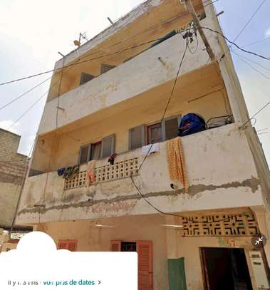 Maison à démolir à grand dakar image 1