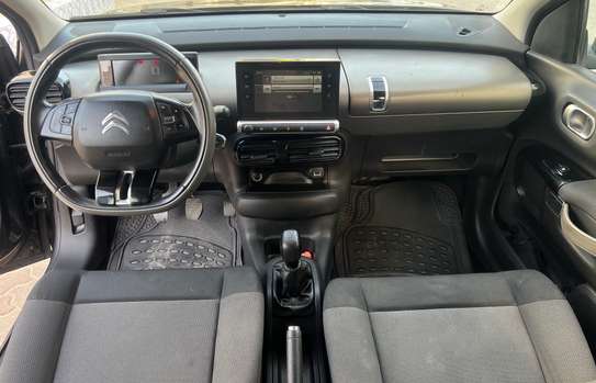 Citroën c4 cactus manuel diesel venant déjà dedouané image 4