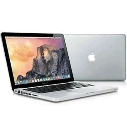 MacBook pro core i5 image 1