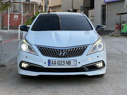 Hyundai grandeur 2015 image 1