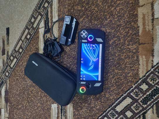Asus rog ally z1 extreme image 2