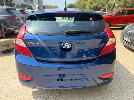 HYUNDAI ACCENT 2016 image 8