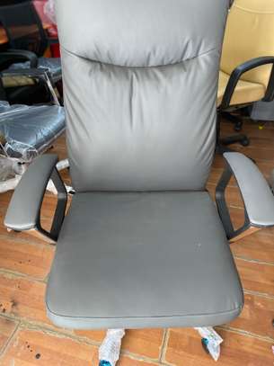 Fauteuil bureau ergonomique gris cuir synthétique ajustable image 7