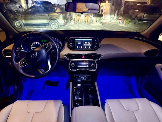 Hyundai Santa Fe 2019 image 8