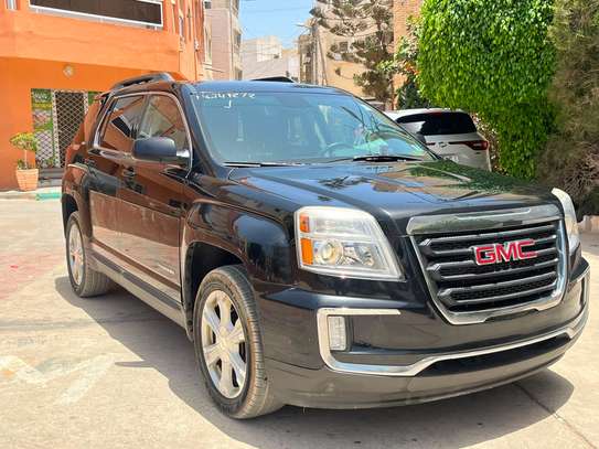 GMC TERRAIN image 4