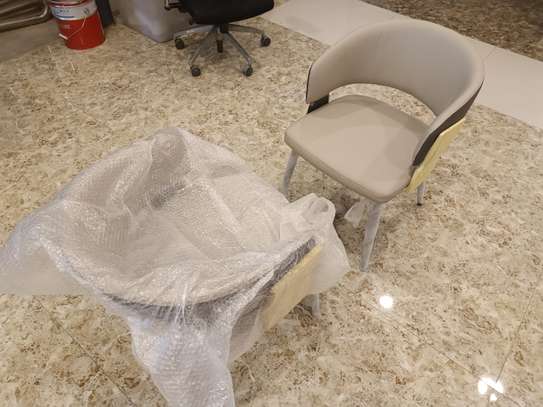 Chaise de Table moderne image 5