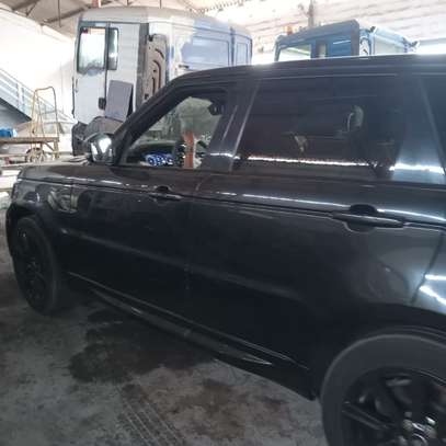 RANGE ROVER SPORT image 3