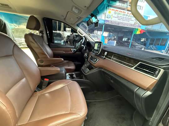 Hyundai Starex hors série 9 places Exclusive image 4