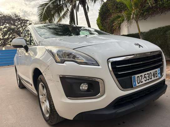 Peugeot 3008 image 2