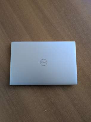 Dell XPS 15 (9530) image 2