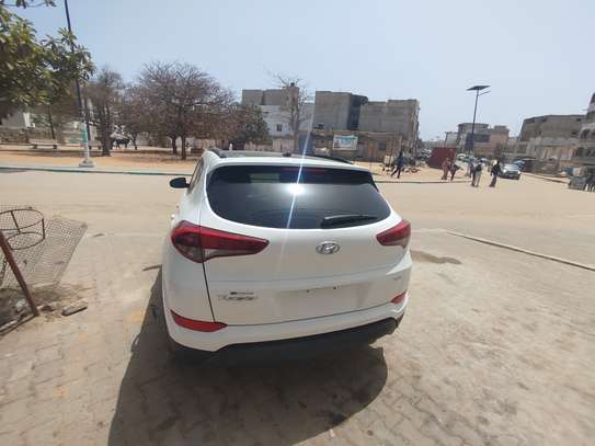 Hyundai tucson 2017 image 9