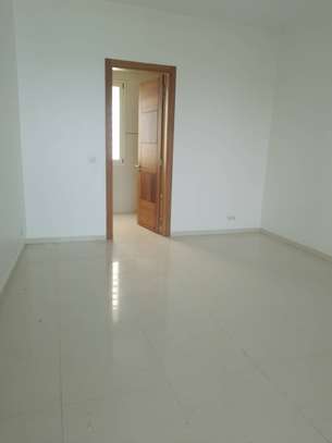 Appartement à louer à Ouakam Corniche, cité Africa image 6