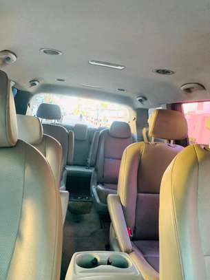 Kia carnival 2017 image 10