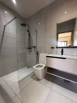 VILLA SDANDING image 5