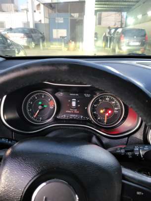 JEEP CHEROKEE image 6