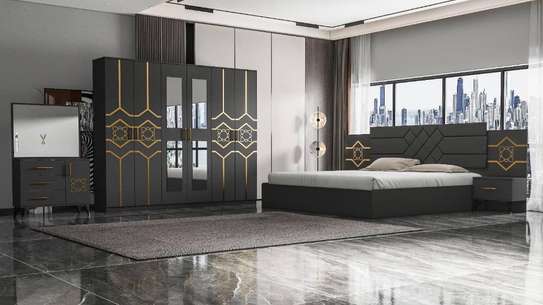 CHAMBRE A COUCHER 6BATTANTS 4PIECES GRIS DORE CHANNEL image 1