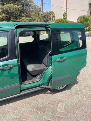 Ford transit connect image 8