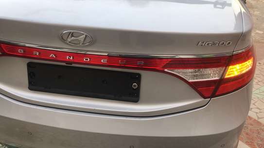 Hyundai grandeur image 2