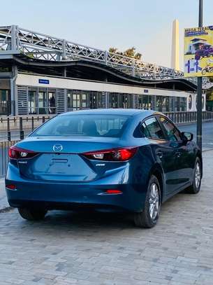 MAZDA 3 2018 image 5