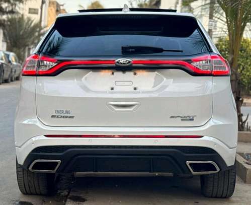 Ford Edge image 4