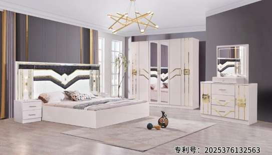 CHAMBRE A COUCHER 6BATTANTS 5PIECES BLANC image 4